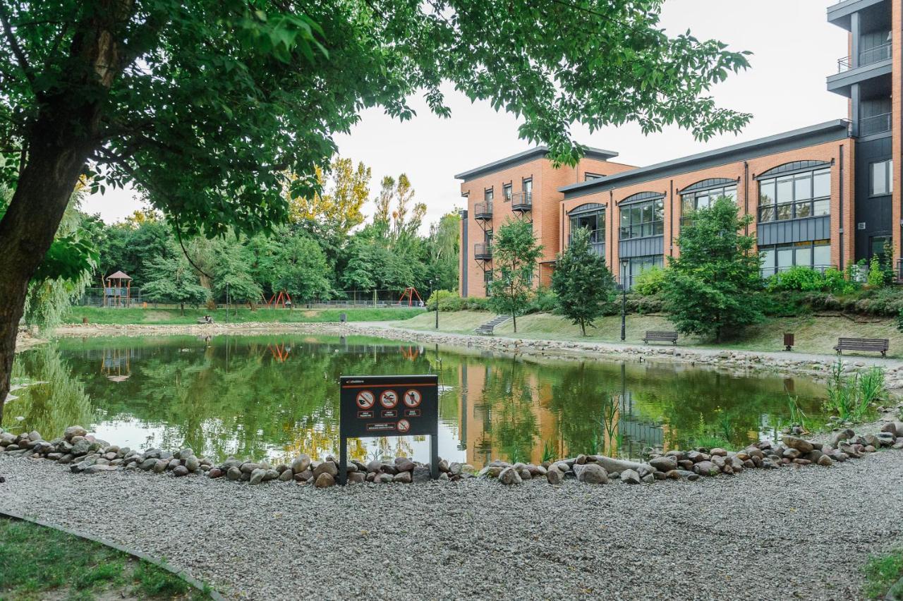 Lumina Loft Tymienieckiego With A View Of The Lake Lodz  Exterior photo