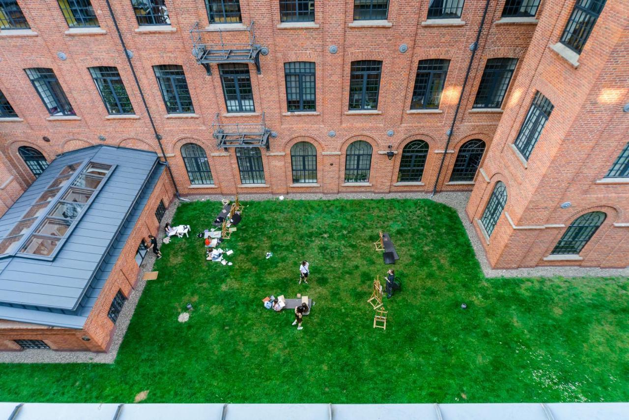 Lumina Loft Tymienieckiego With A View Of The Lake Lodz  Exterior photo