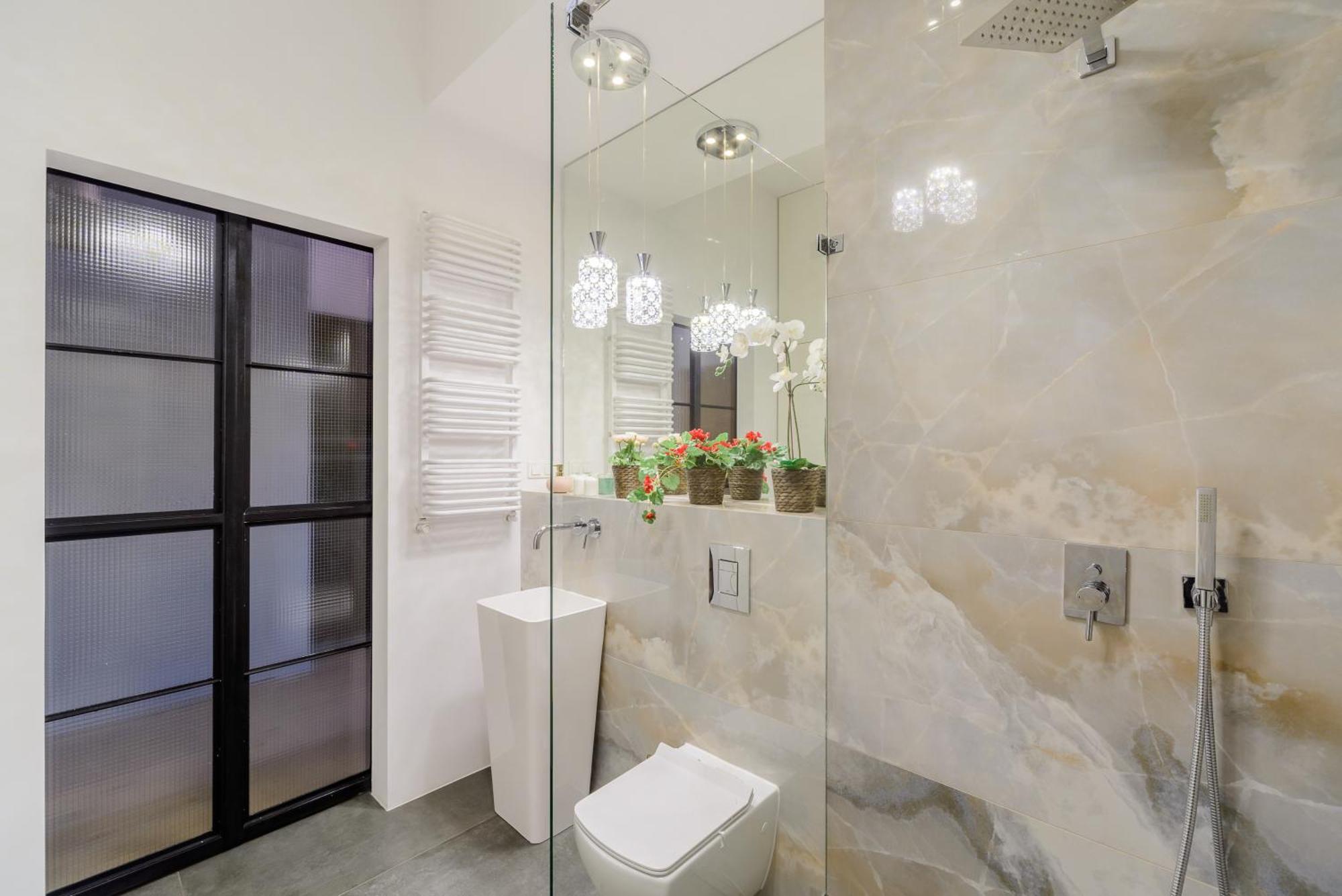 Lumina Loft Tymienieckiego With A View Of The Lake Lodz  Exterior photo